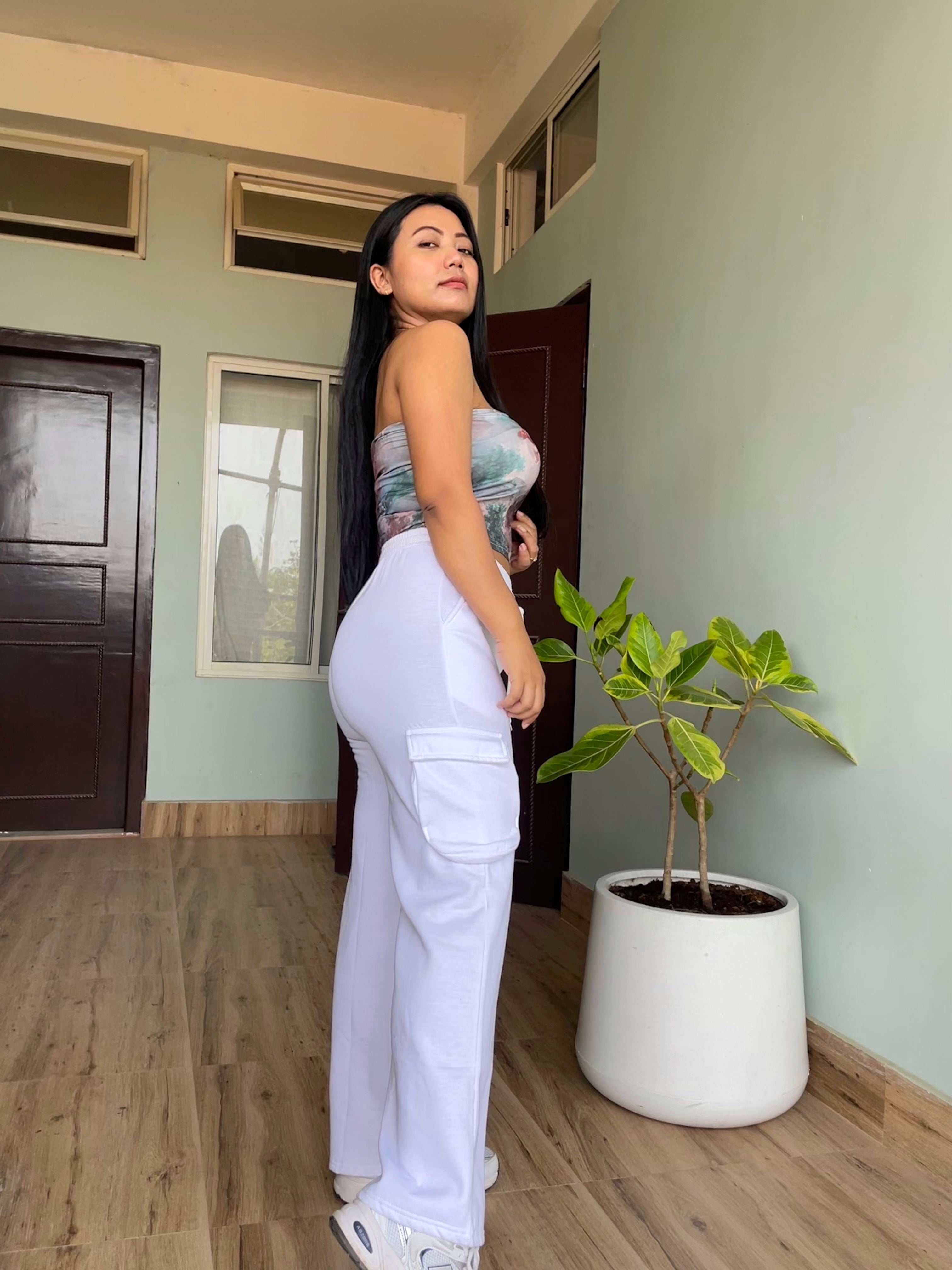 Amelia White cargo pants - Emprall