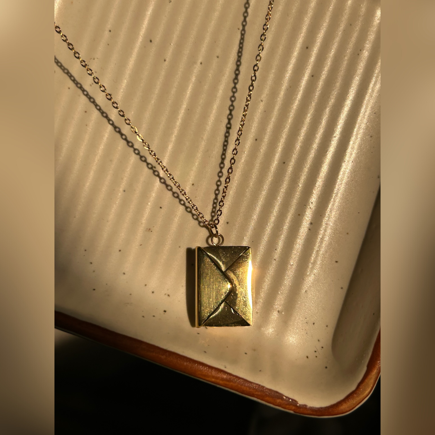 Love you message openable necklace
