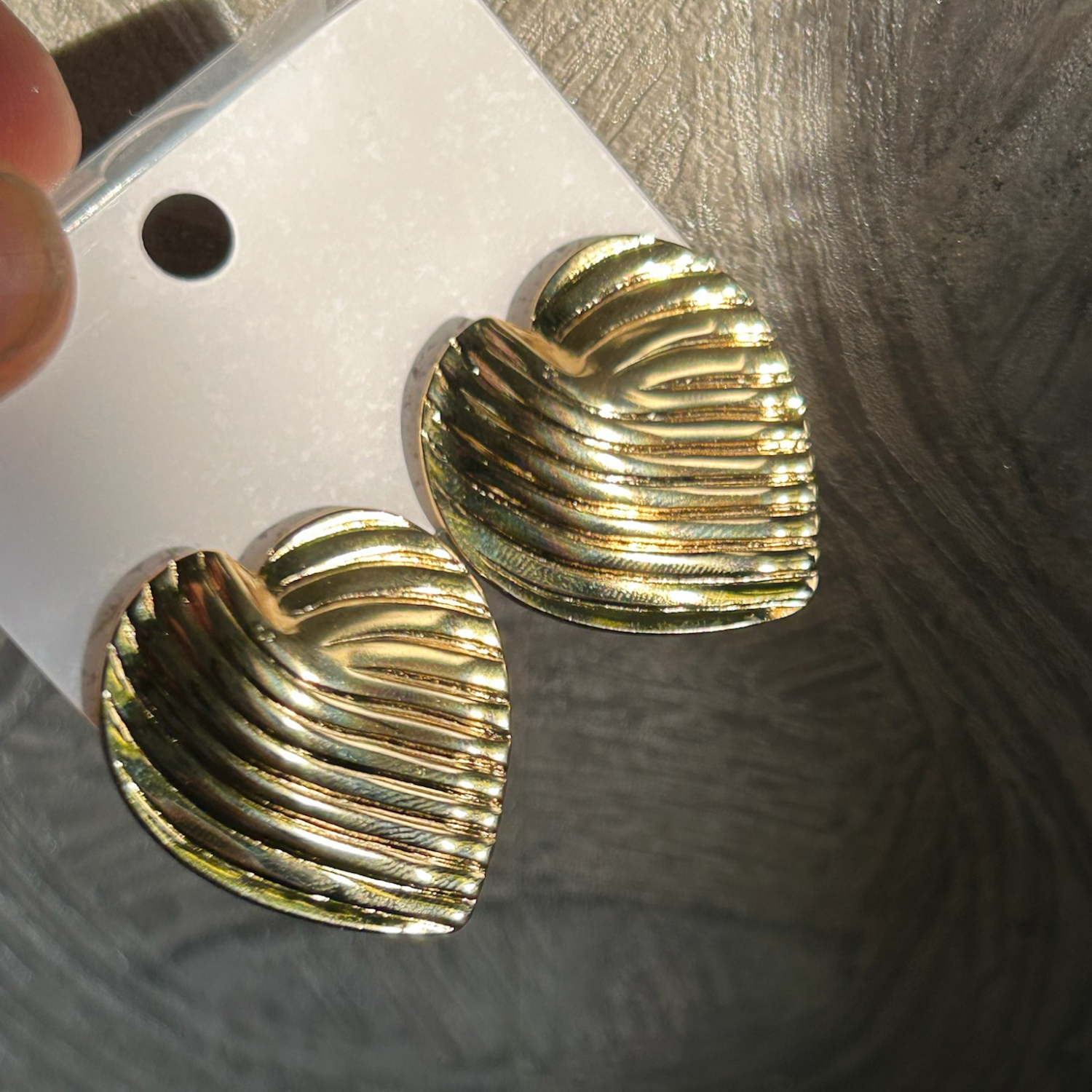 golden hearts stud earrings