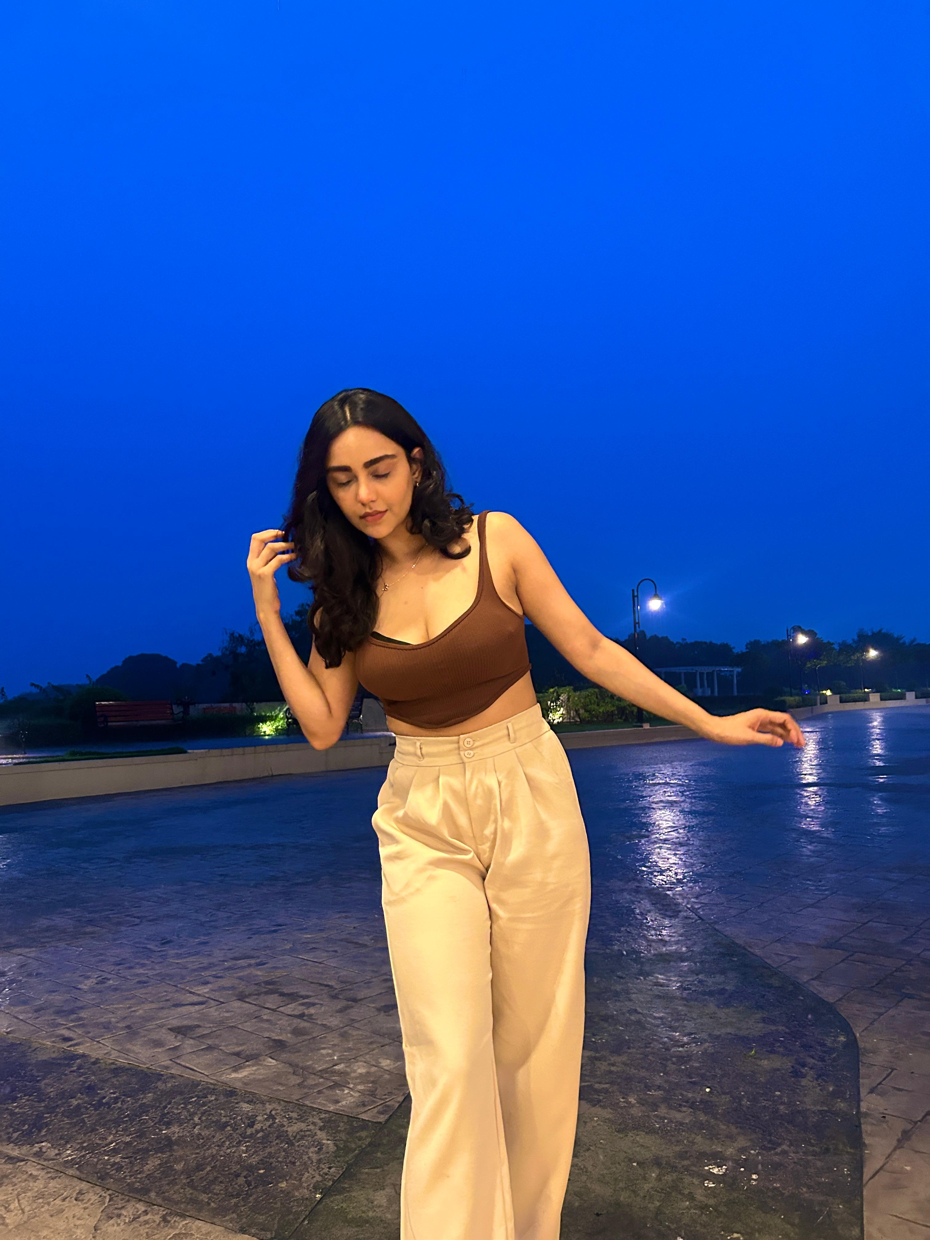 Beige korean pleated pants