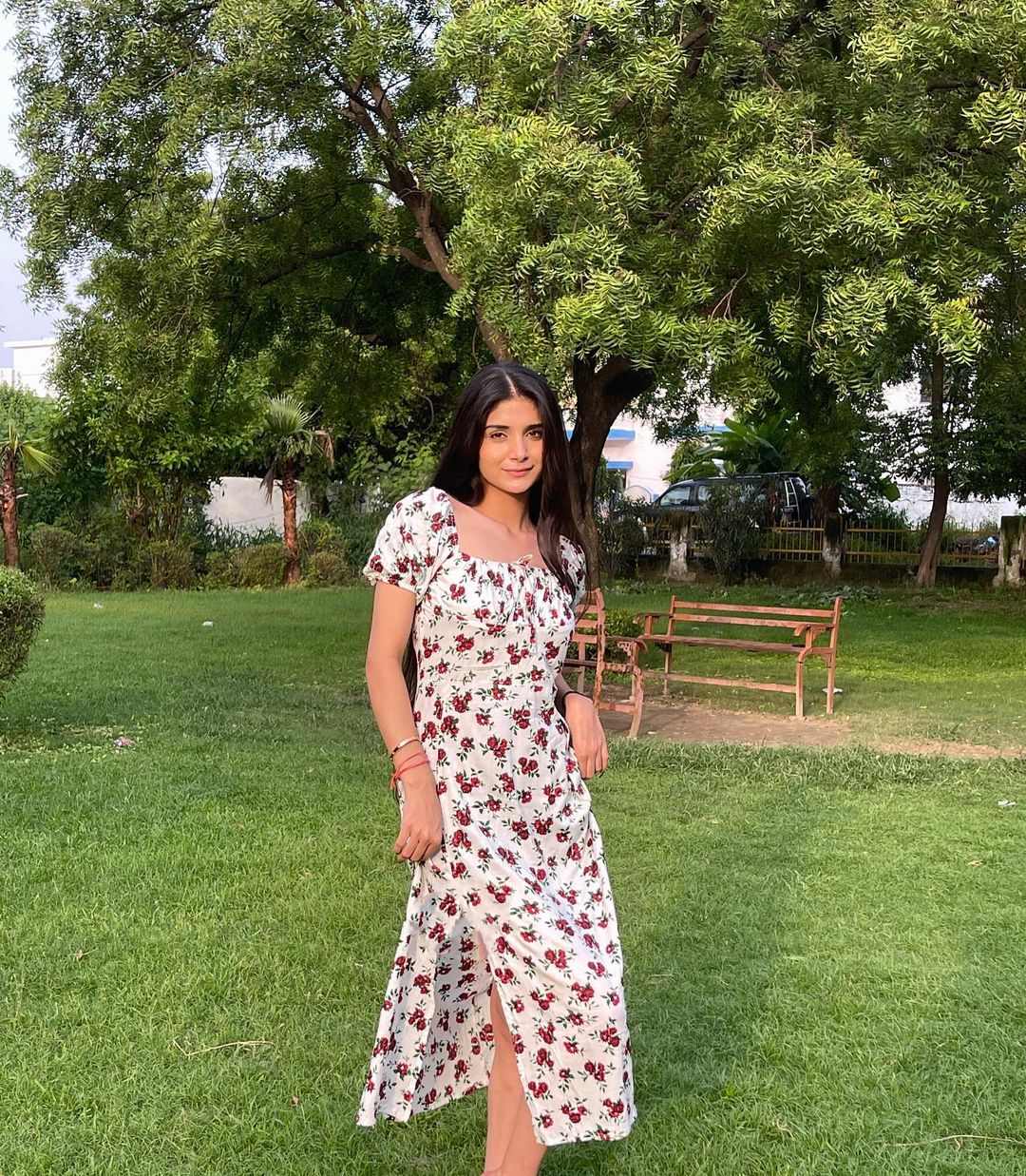 Madison White floral dress - Emprall