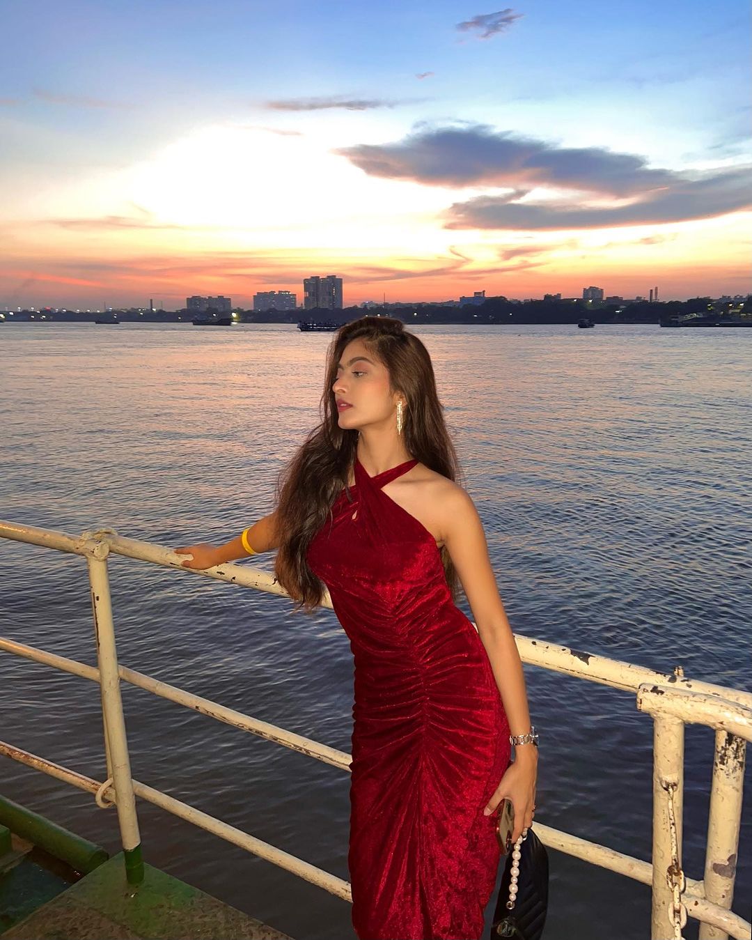 Liza maroon velvet dress - Emprall 