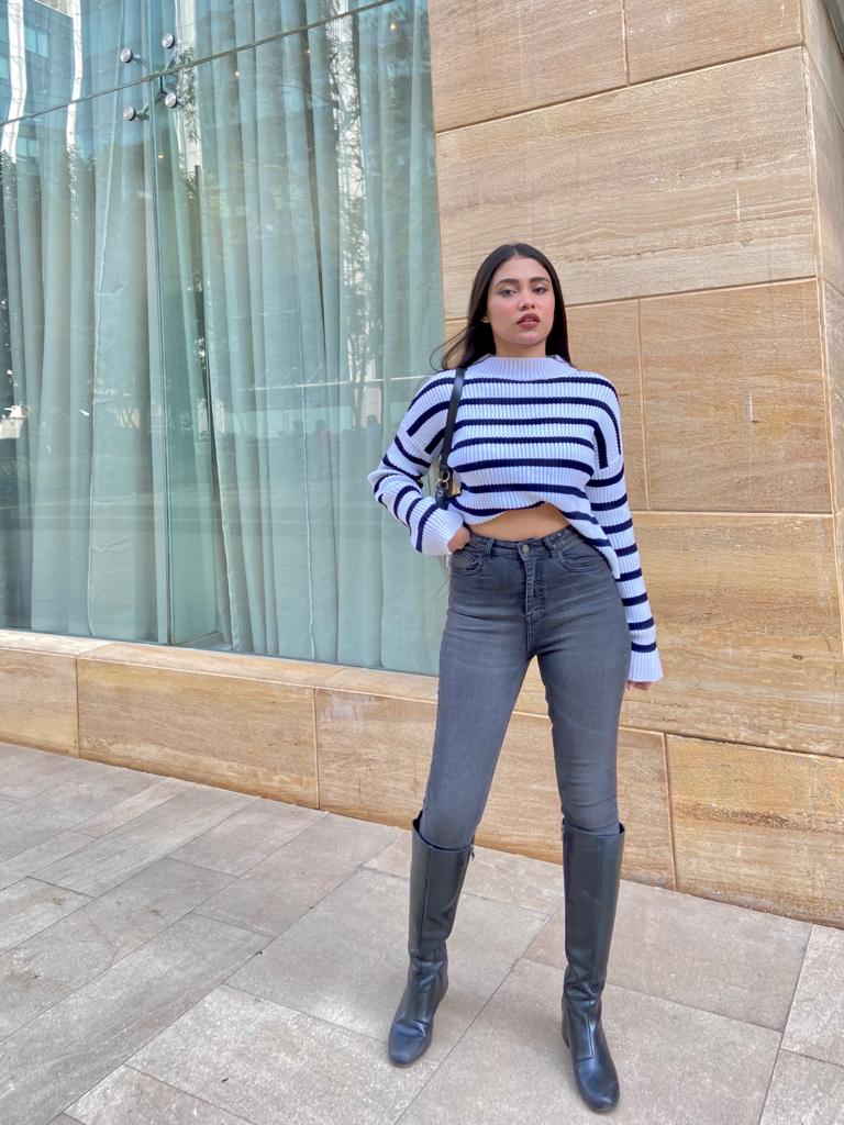 White & Navy striped knitted oversized jumper - Emprall