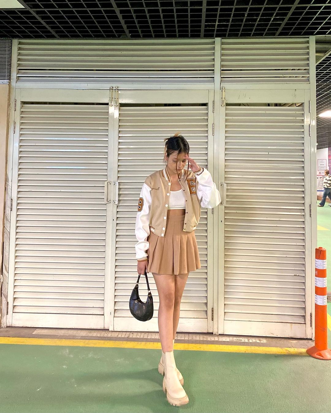 Beige crop varsity jacket with PU sleeves - Emprall