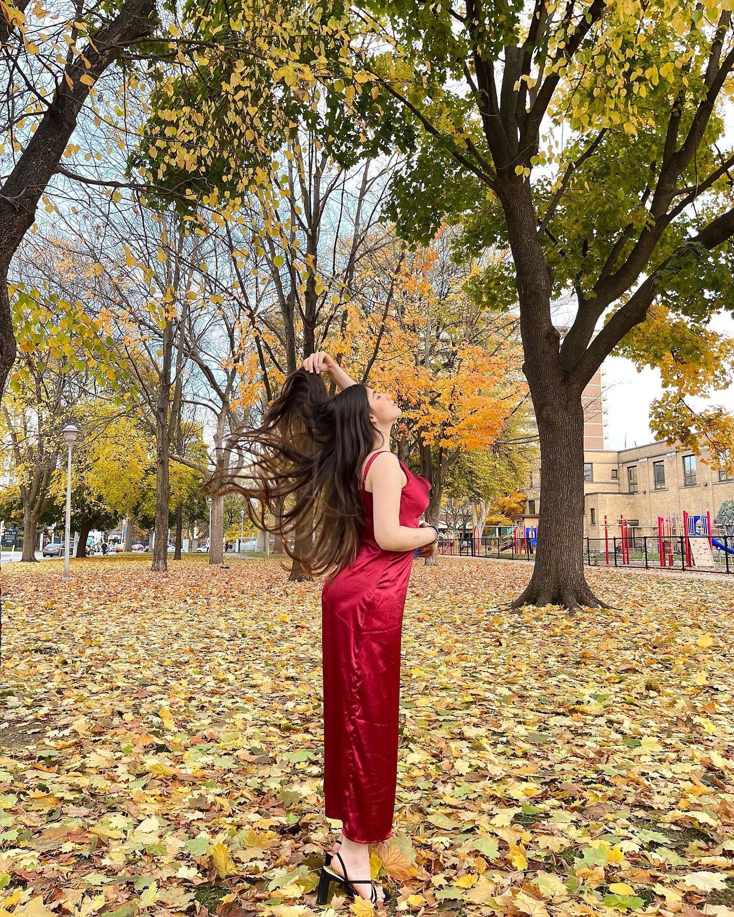 Red Datenight long satin dress - Emprall