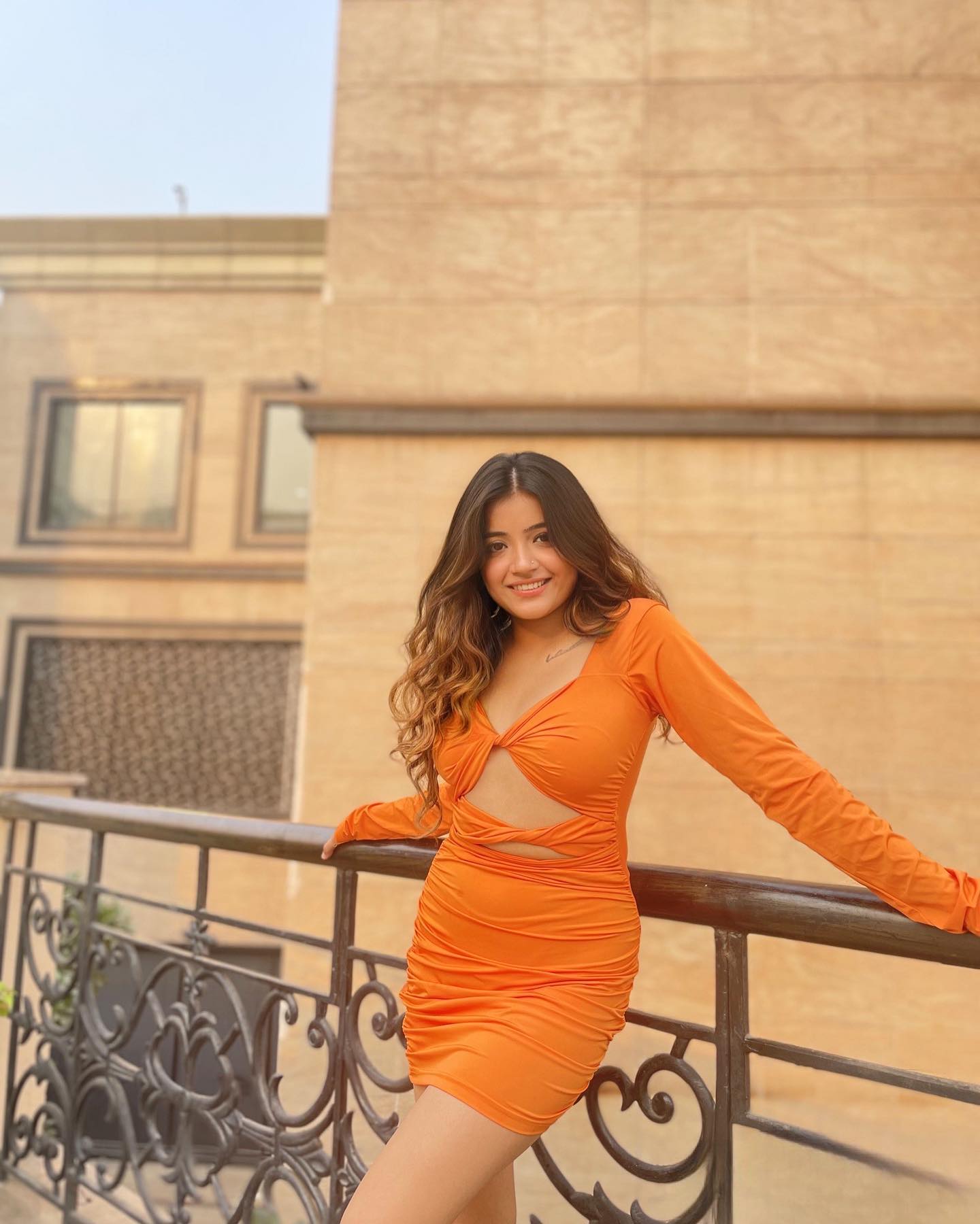 Noelle orange criss cross dress - Emprall