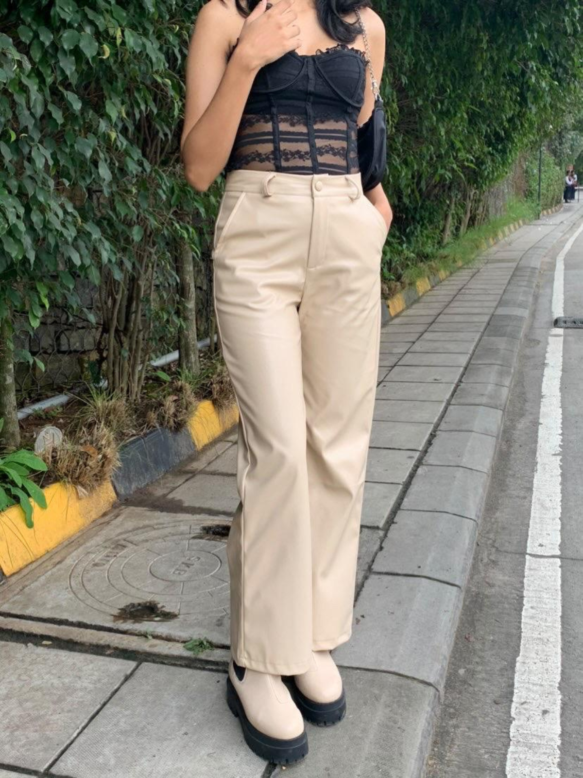 Bronx PU pants Beige - Emprall