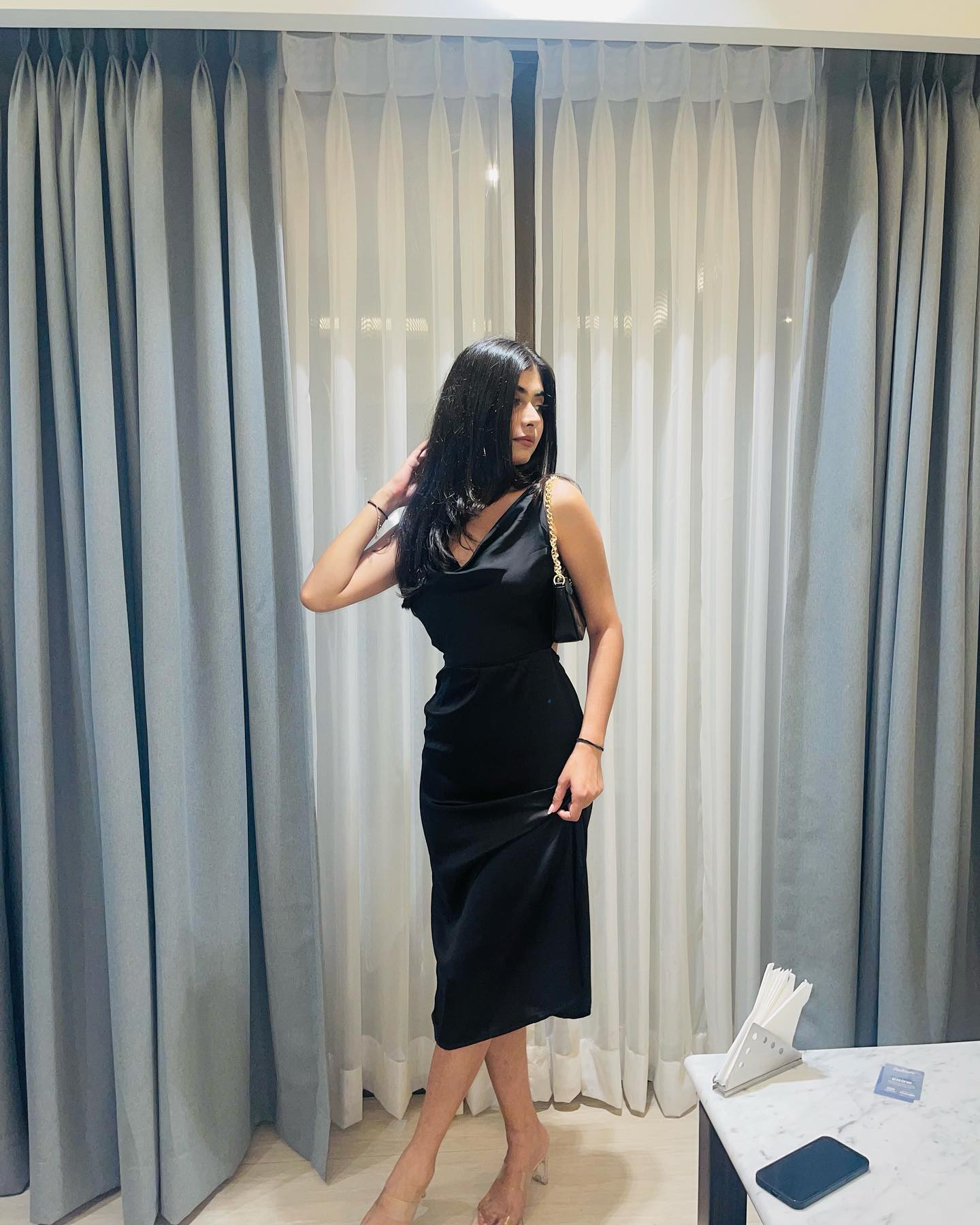 Alessa black maxi satin dress - Emprall