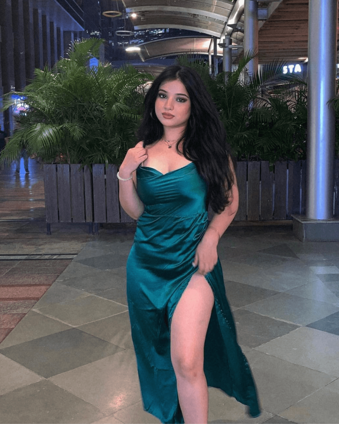 Emerald green satin dress - Emprall