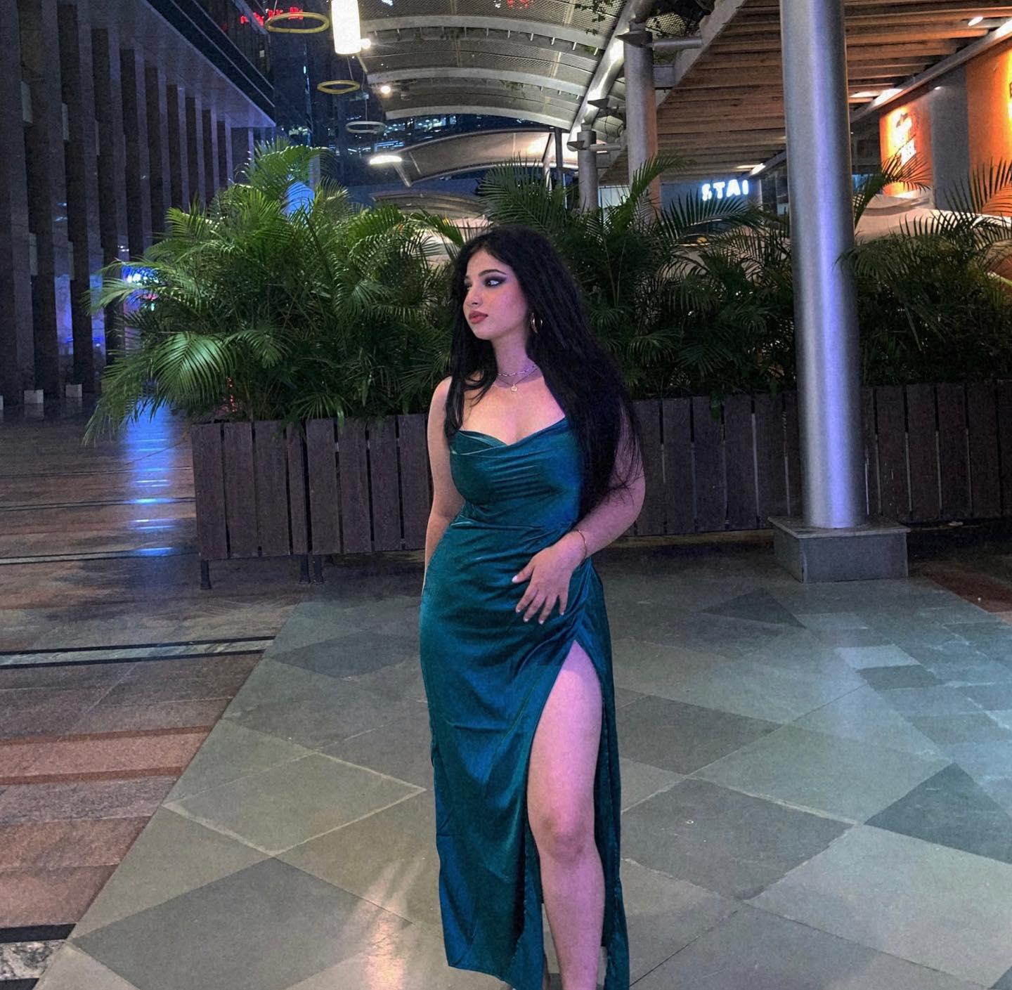 Emerald green satin dress - Emprall