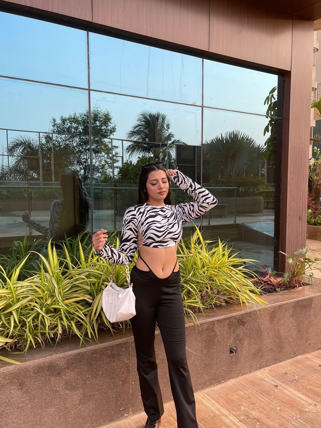 Sheane White zebra backless top - Emprall