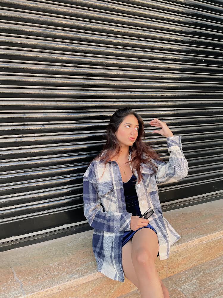 Oversized shacket in white and navy blue check print - Emprall