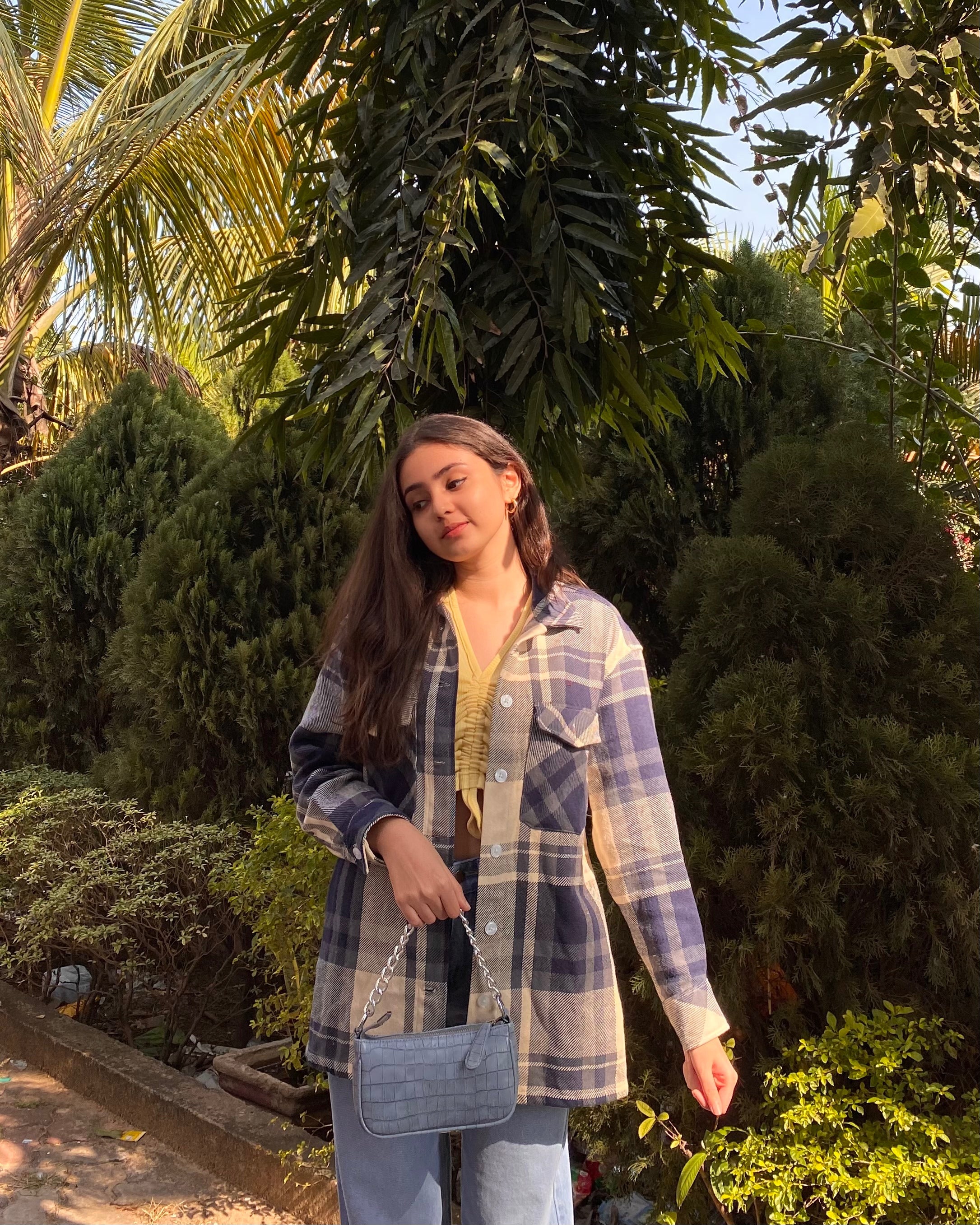 Oversized shacket in white and navy blue check print - Emprall