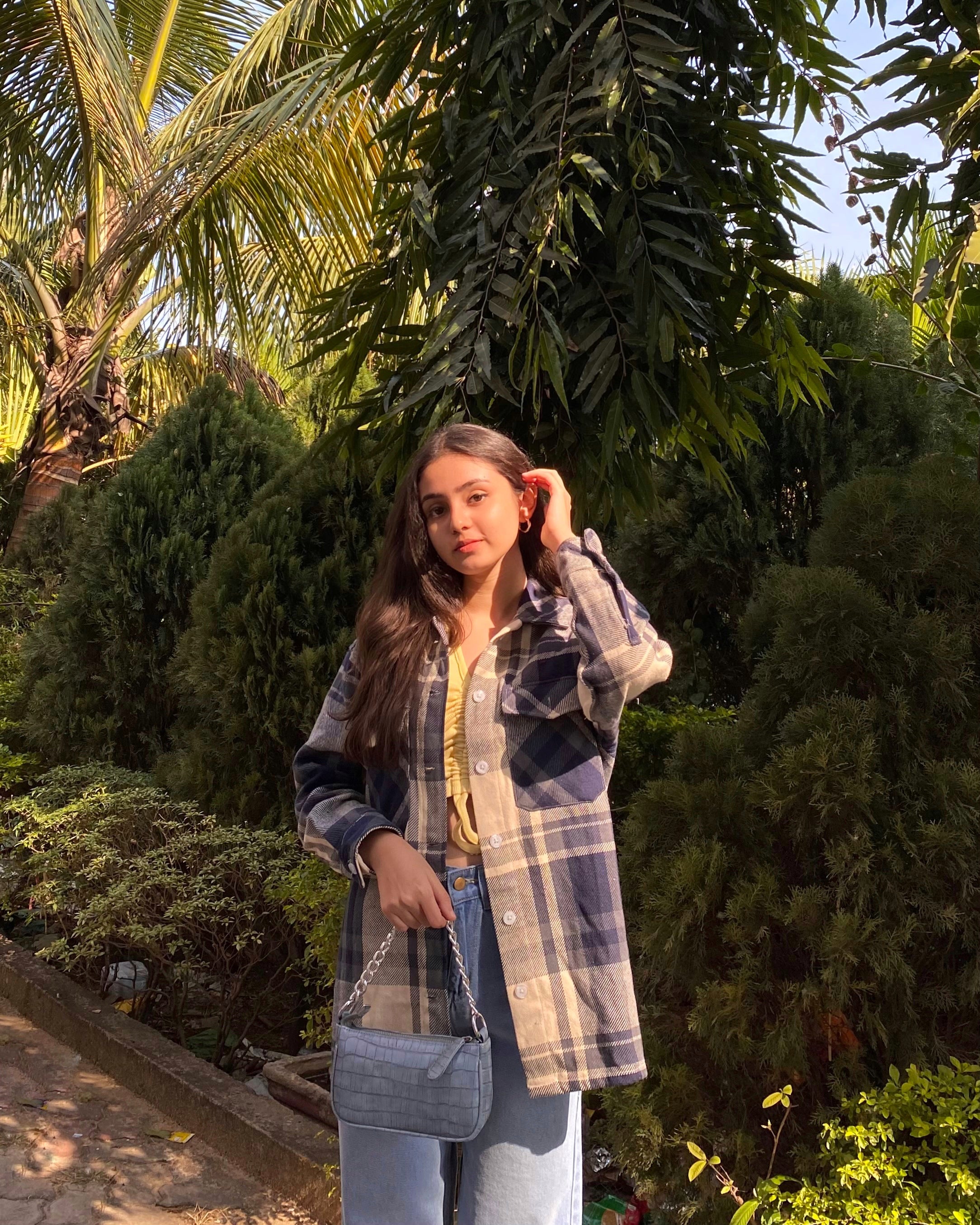 Oversized shacket in white and navy blue check print - Emprall