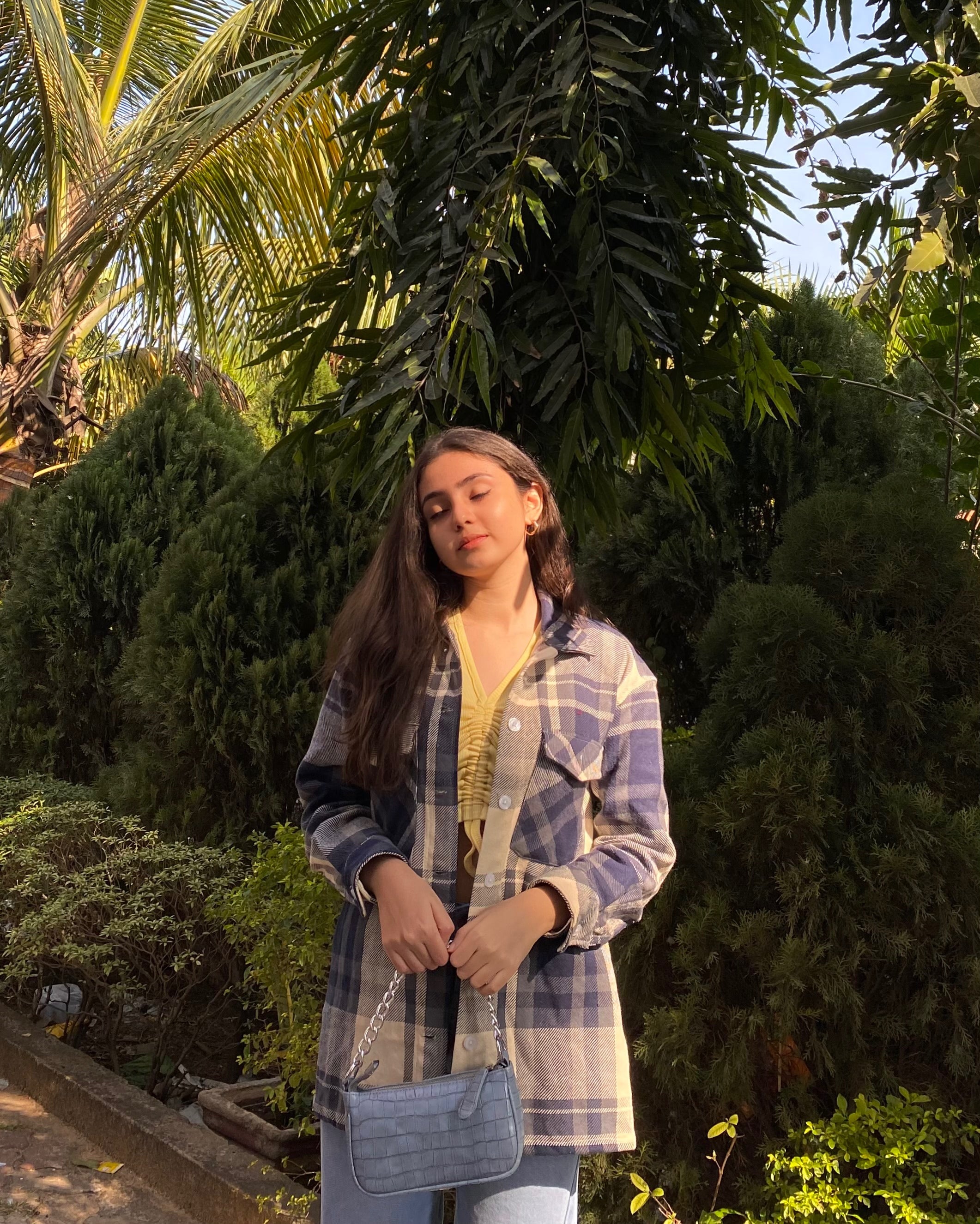 Oversized shacket in white and navy blue check print - Emprall