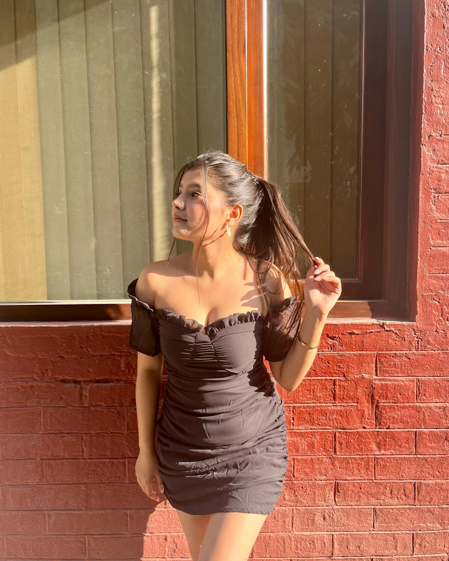 Kenzie black off shoulder dress - Emprall