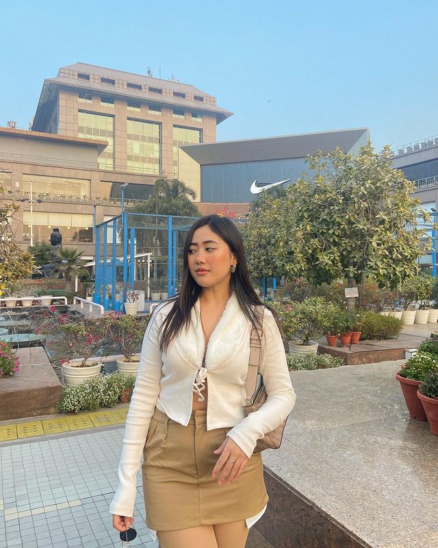 Zuri Cream faux cardigan top - Emprall